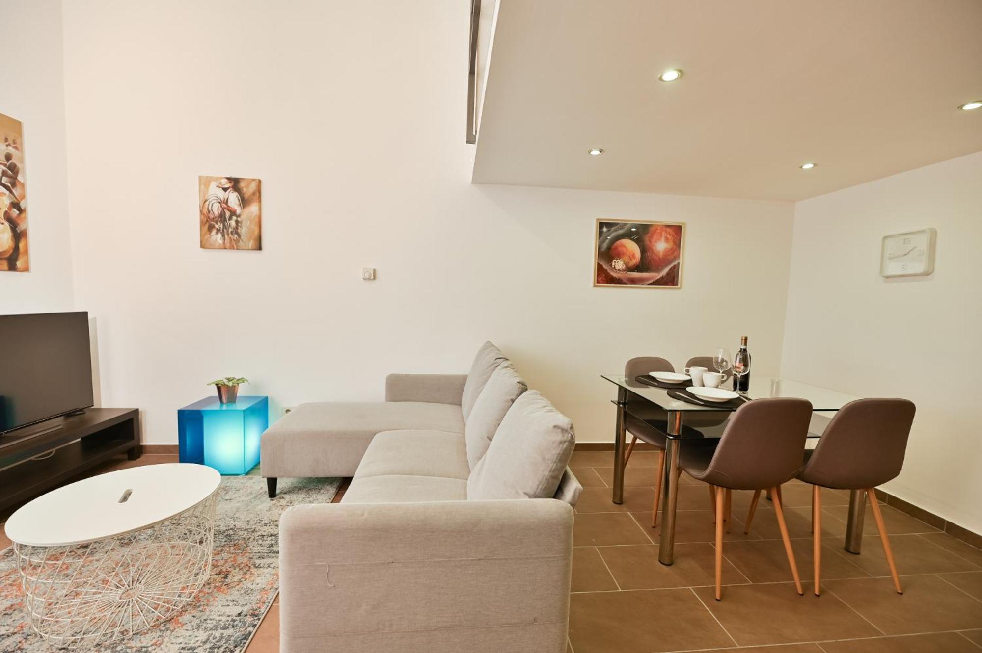 Danube Dwelling Akacfa 41 Daire Budapeşte Dış mekan fotoğraf